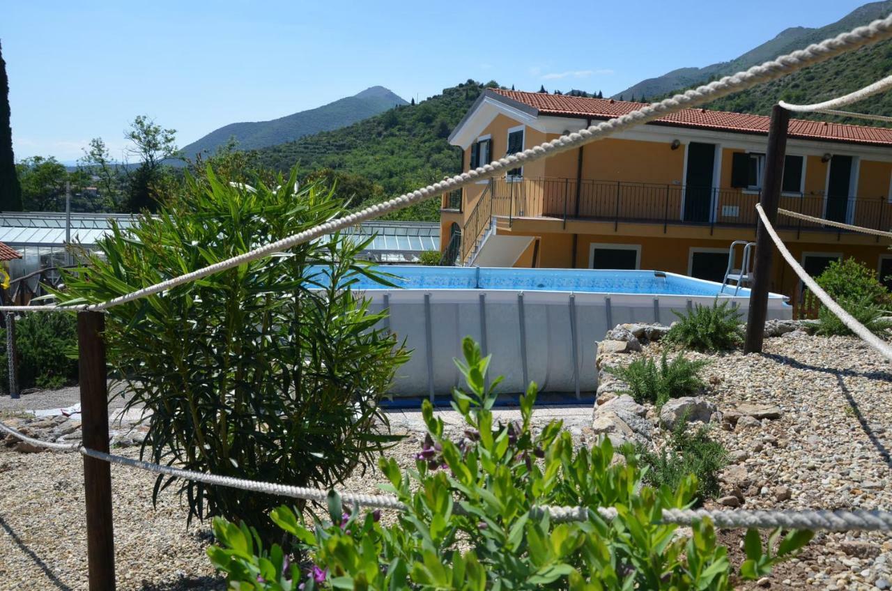 Agriturismo Tendapiccola Ceriale Ngoại thất bức ảnh