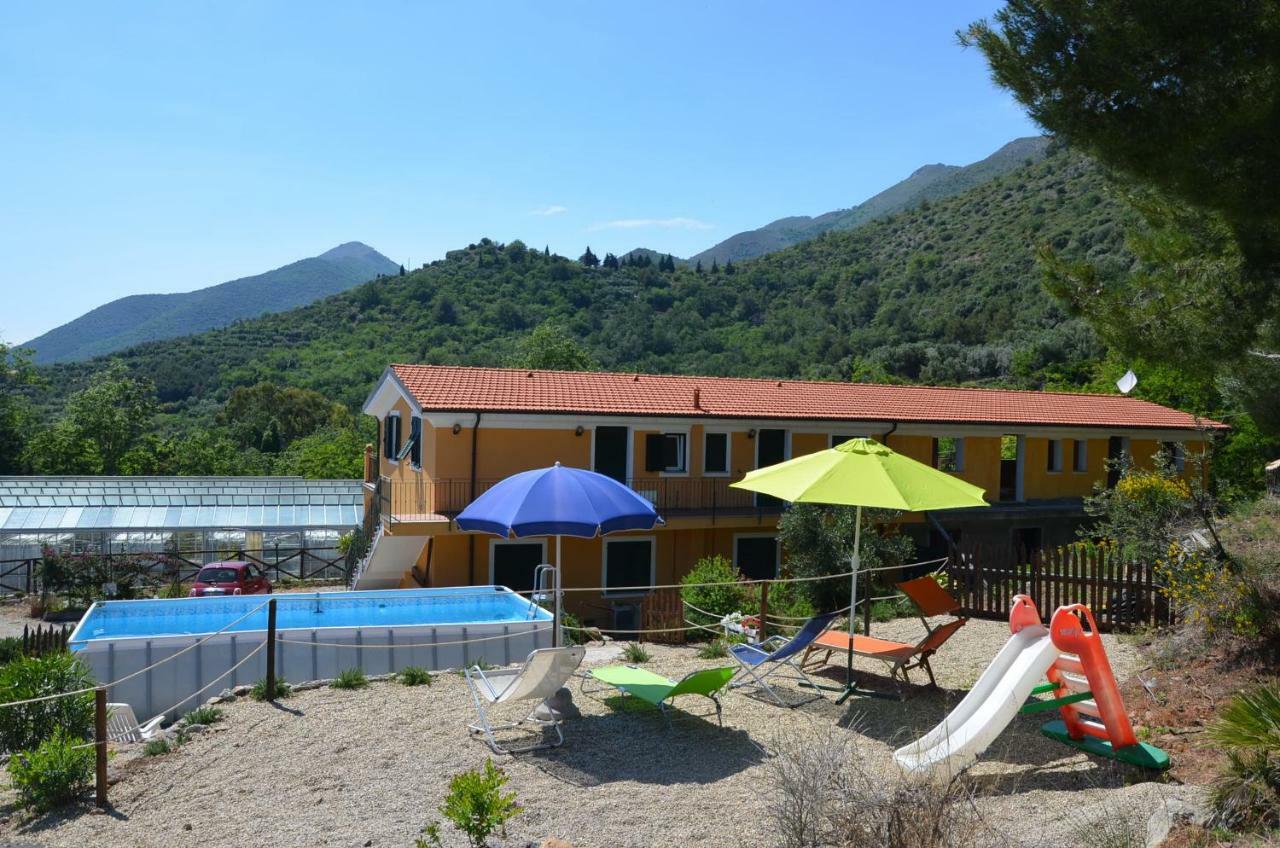 Agriturismo Tendapiccola Ceriale Ngoại thất bức ảnh